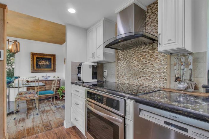 Image No.13-4 Bed House for sale