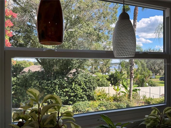 Image No.17-4 Bed House for sale