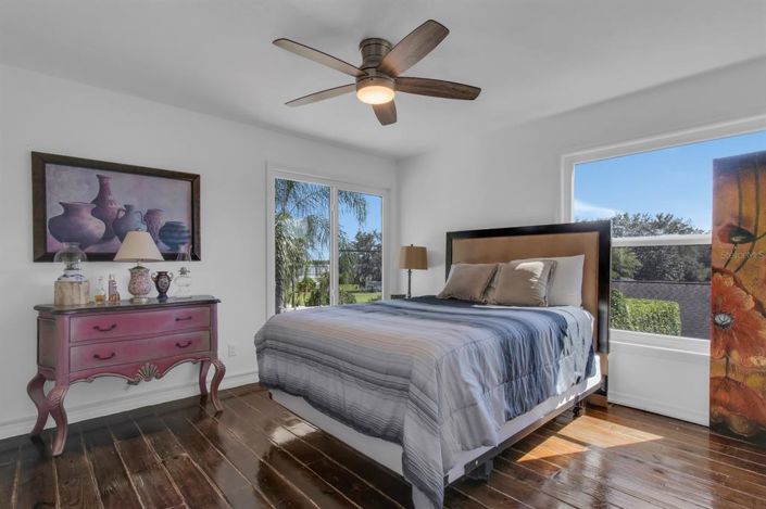 Image No.23-4 Bed House for sale