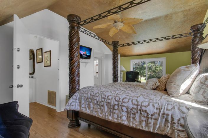 Image No.32-4 Bed House for sale