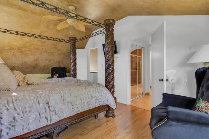 Image No.34-4 Bed House for sale