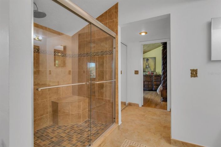 Image No.38-4 Bed House for sale