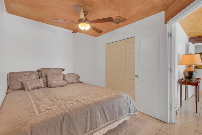 Image No.50-4 Bed House for sale