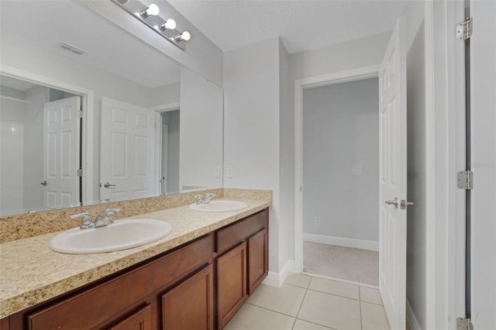 Image No.51-6 Bed House for sale