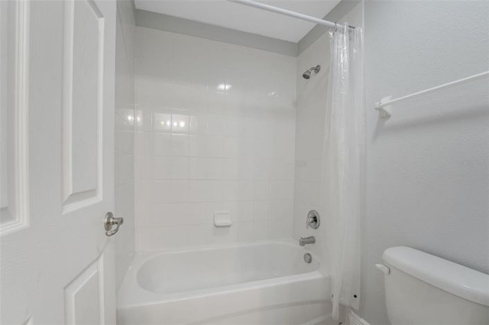 Image No.52-6 Bed House for sale