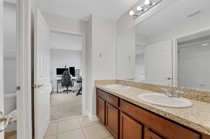 Image No.53-6 Bed House for sale