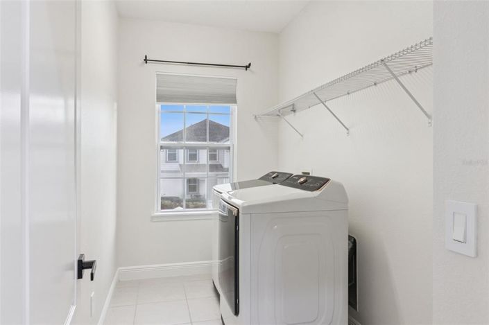 Image No.18-4 Bed House for sale