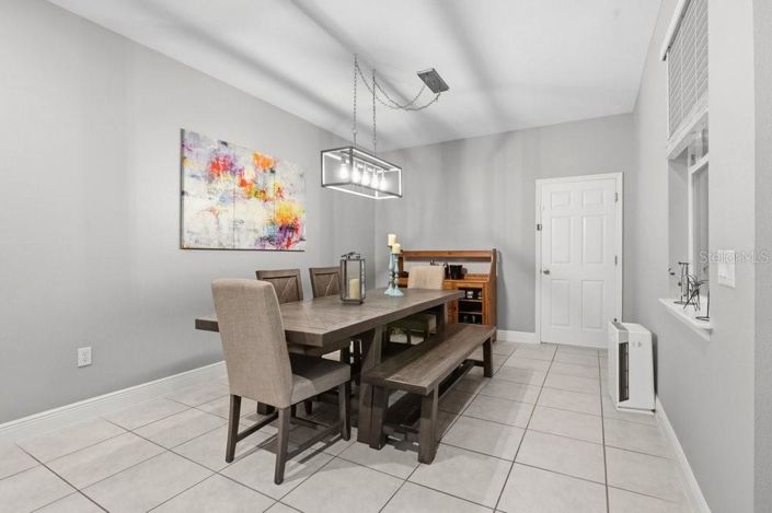 Image No.9-4 Bed Townhouse for sale