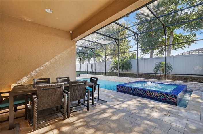 Image No.17-4 Bed House for sale