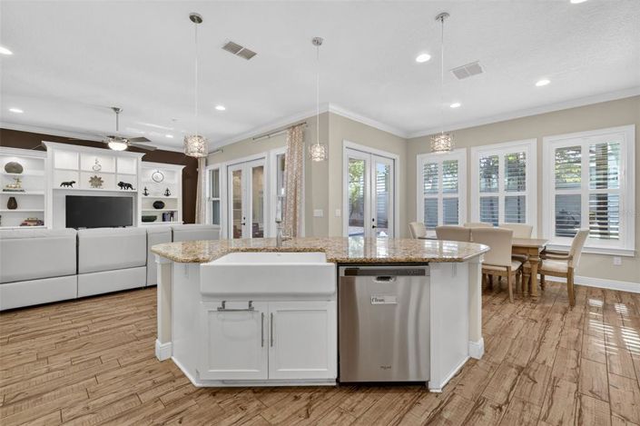 Image No.7-4 Bed House for sale