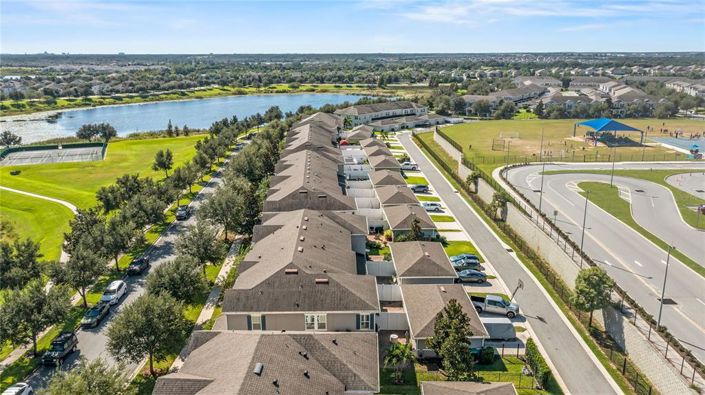 Image No.9-3 Bed Townhouse for sale