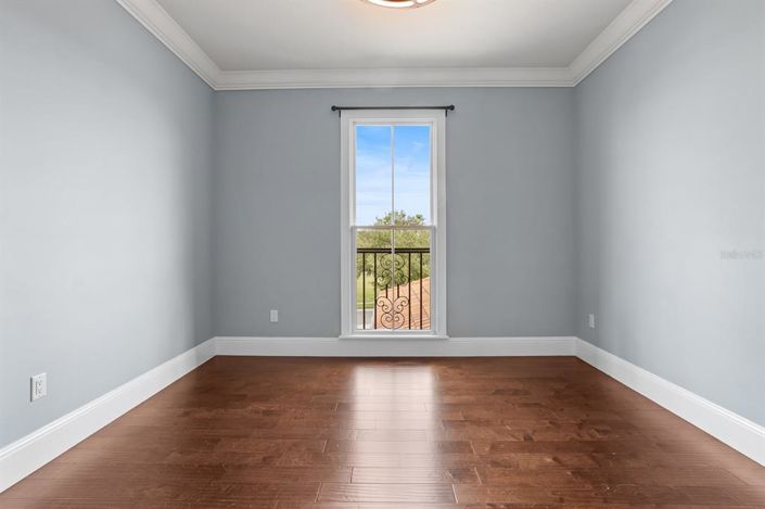 Image No.37-5 Bed House for sale