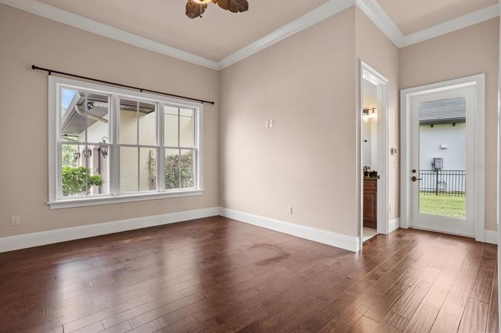 Image No.57-5 Bed House for sale