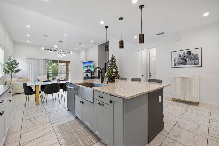 Image No.13-5 Bed House for sale