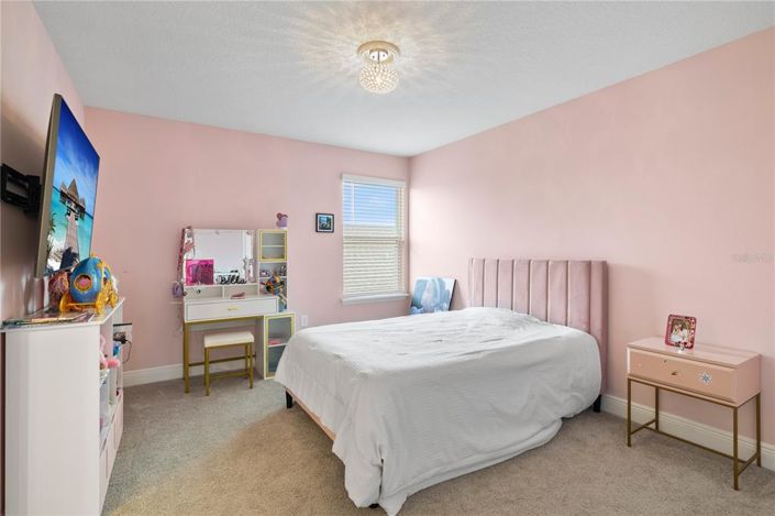 Image No.33-5 Bed House for sale