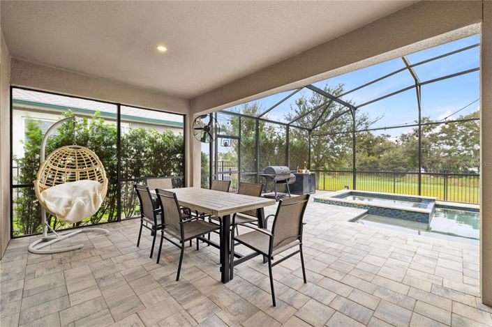 Image No.40-5 Bed House for sale