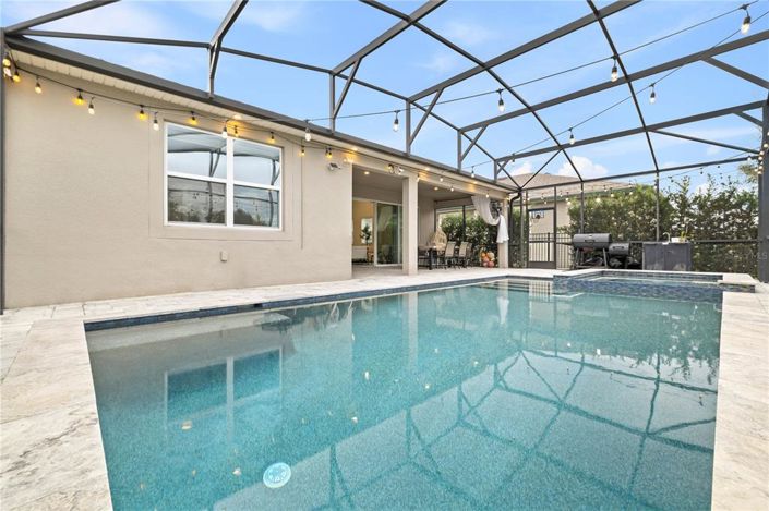 Image No.44-5 Bed House for sale