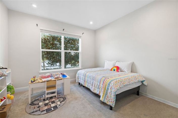 Image No.9-5 Bed House for sale