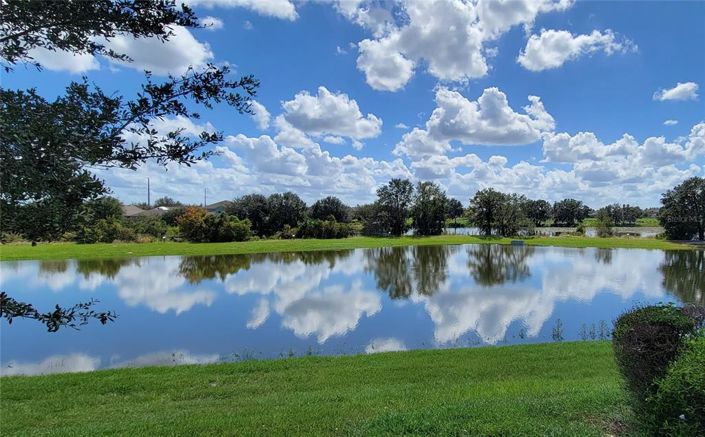 Image No.2-4 Bed House for sale