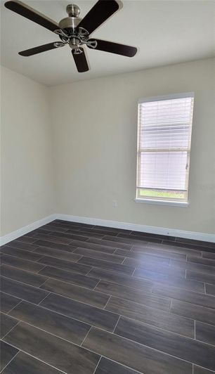 Image No.20-4 Bed House for sale