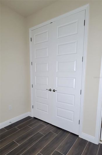 Image No.22-4 Bed House for sale