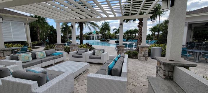 Image No.42-4 Bed House for sale