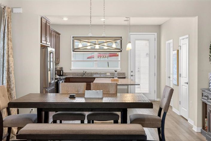 Image No.20-2 Bed Townhouse for sale