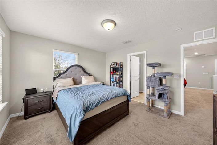 Image No.29-2 Bed Townhouse for sale