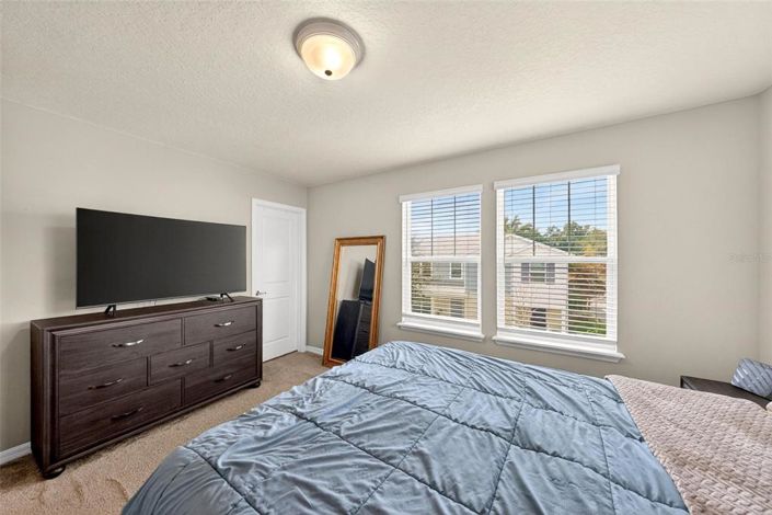 Image No.33-2 Bed Townhouse for sale