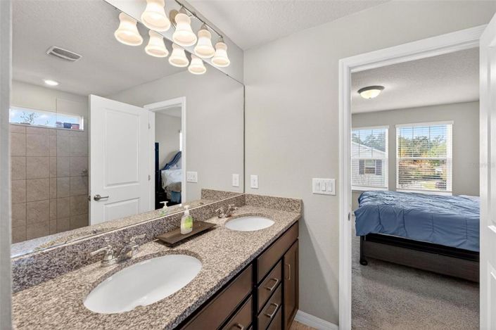 Image No.35-2 Bed Townhouse for sale