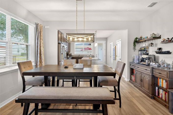 Image No.8-2 Bed Townhouse for sale