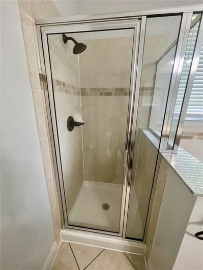 Image No.17-3 Bed House for sale