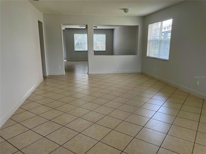 Image No.8-3 Bed House for sale