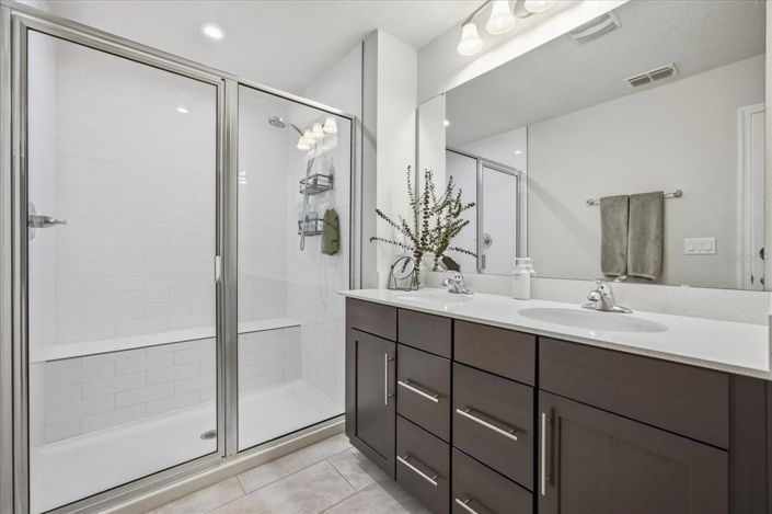 Image No.7-3 Bed House for sale