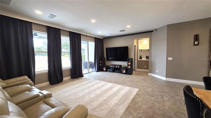 Image No.13-4 Bed House for sale