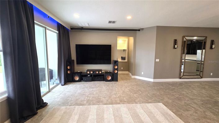 Image No.14-4 Bed House for sale