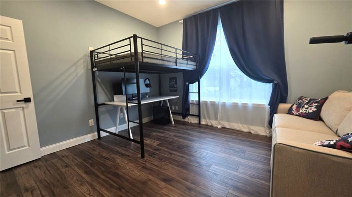 Image No.41-4 Bed House for sale