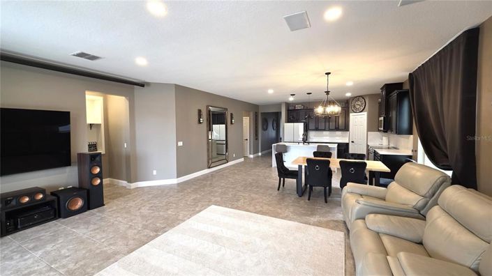 Image No.9-4 Bed House for sale