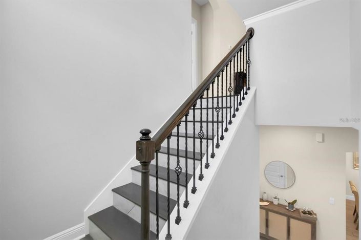 Image No.5-5 Bed House for sale