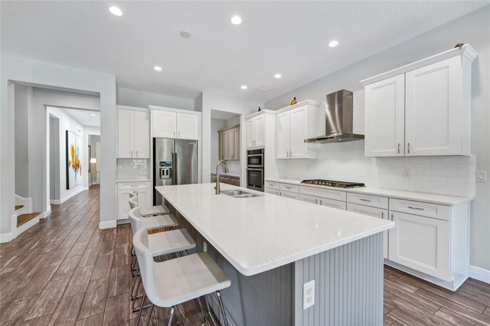 Image No.11-5 Bed House for sale