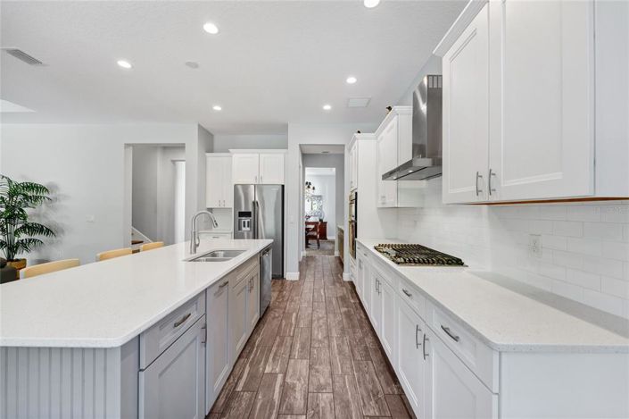 Image No.12-5 Bed House for sale