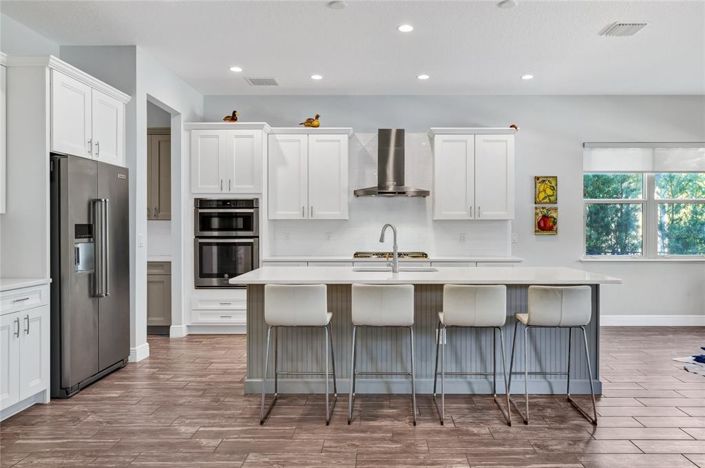 Image No.9-5 Bed House for sale