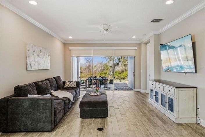 Image No.12-4 Bed House for sale