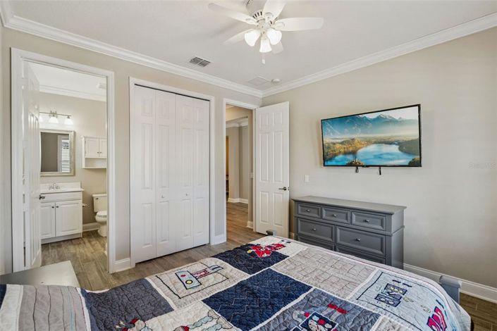 Image No.21-4 Bed House for sale