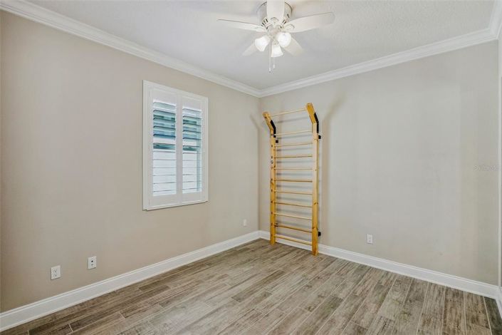 Image No.28-4 Bed House for sale