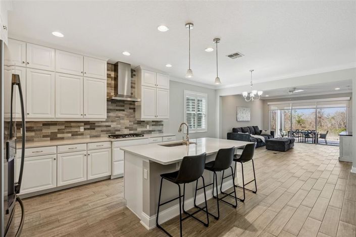 Image No.4-4 Bed House for sale