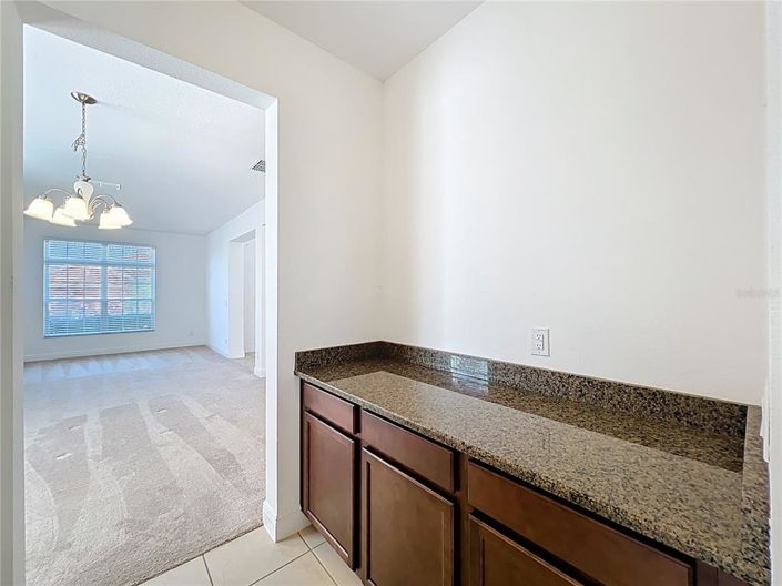 Image No.14-5 Bed House for sale