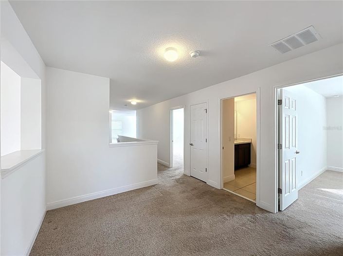 Image No.38-5 Bed House for sale