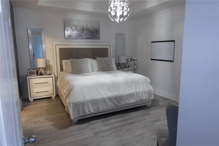 Image No.6-4 Bed Townhouse for sale