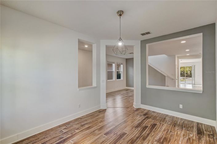 Image No.17-5 Bed House for sale